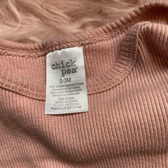 (6) Piece Bundle 0-3 Month Baby Girl Clothes - Picture 13 of 15